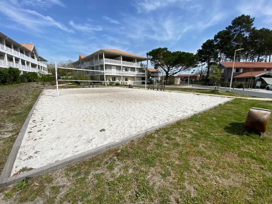 Maison Typee Arcachonnaise Avec Piscine Commune La Teste-de-Buch Extérieur photo